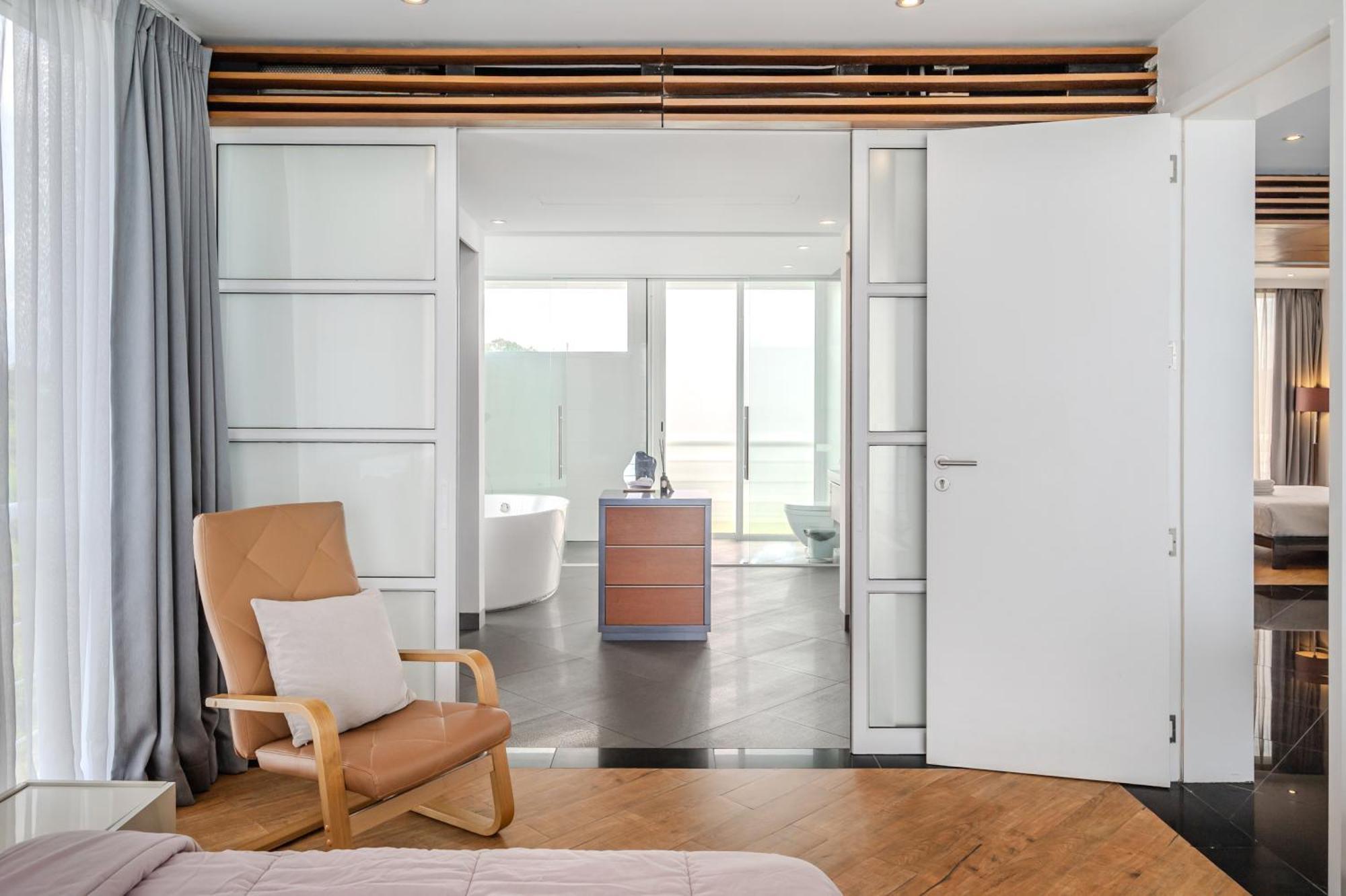Pure Sunset Beach - Ocean View Room, Pattaya ナ・ジョムティエン エクステリア 写真
