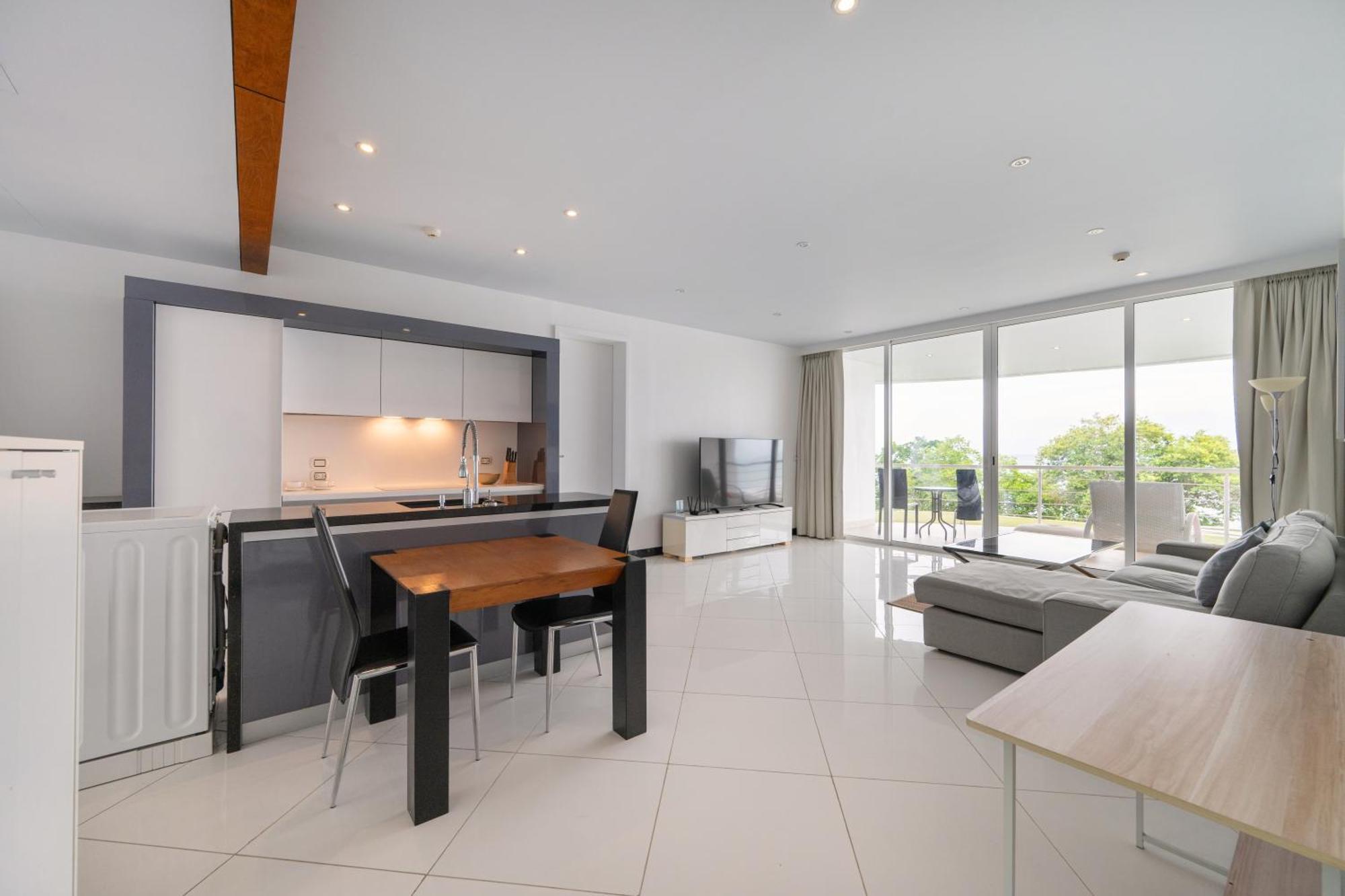 Pure Sunset Beach - Ocean View Room, Pattaya ナ・ジョムティエン エクステリア 写真