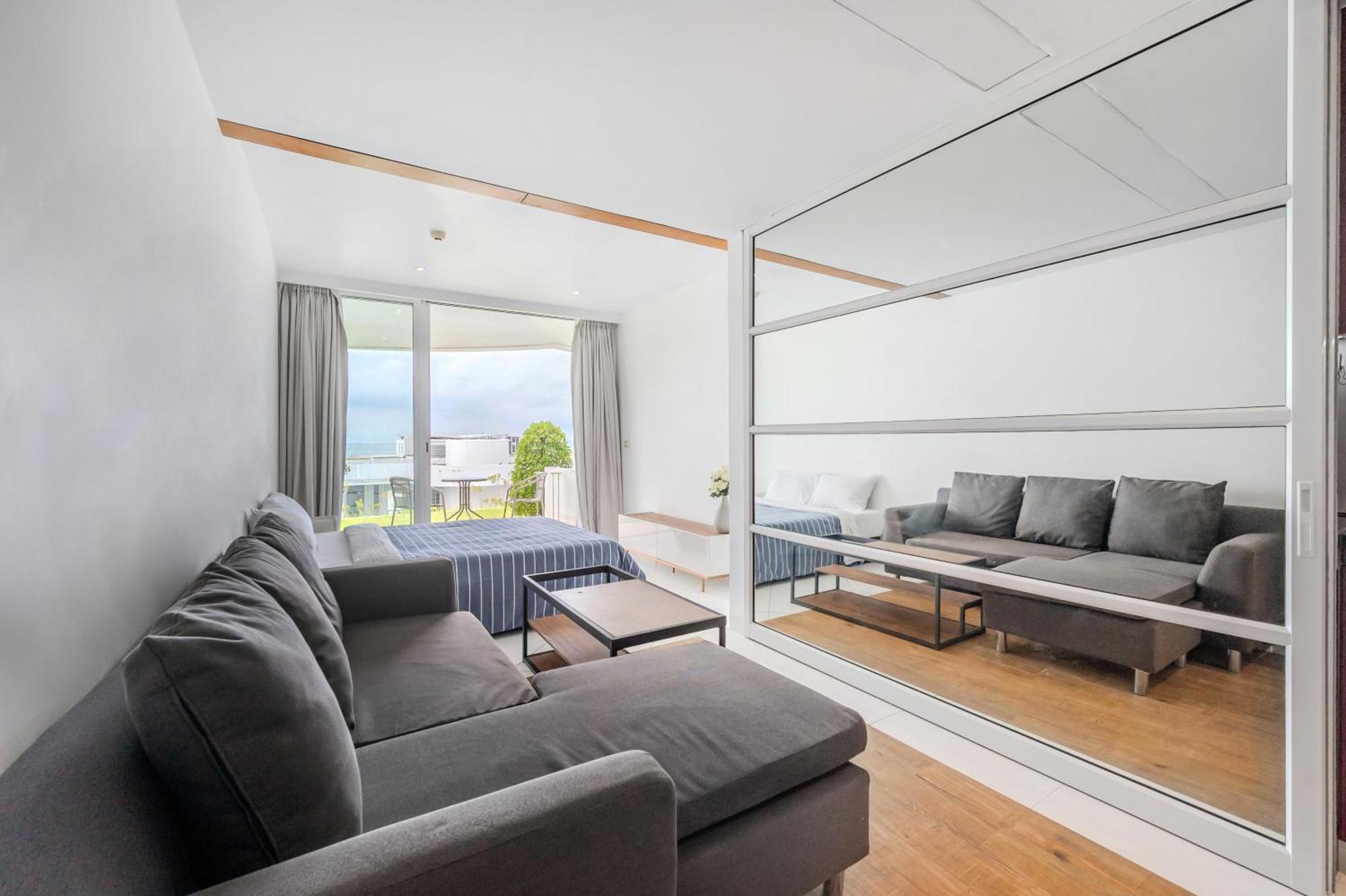 Pure Sunset Beach - Ocean View Room, Pattaya ナ・ジョムティエン エクステリア 写真