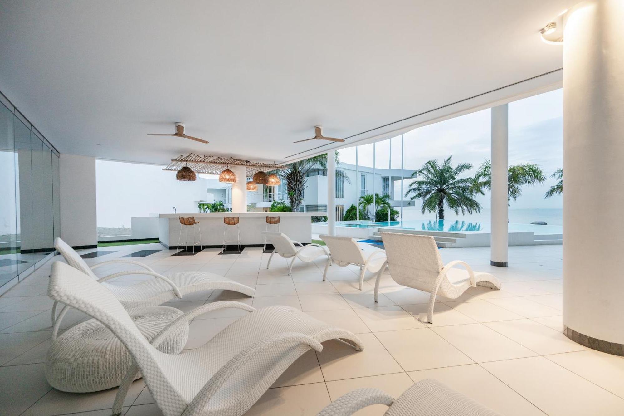 Pure Sunset Beach - Ocean View Room, Pattaya ナ・ジョムティエン エクステリア 写真